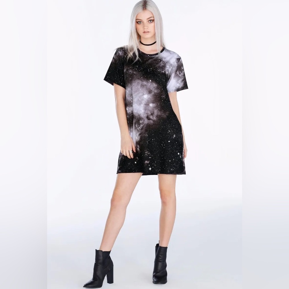 NWOT Blackmilk Galaxy Mono Tee Dress ~ LIMITED Size Small